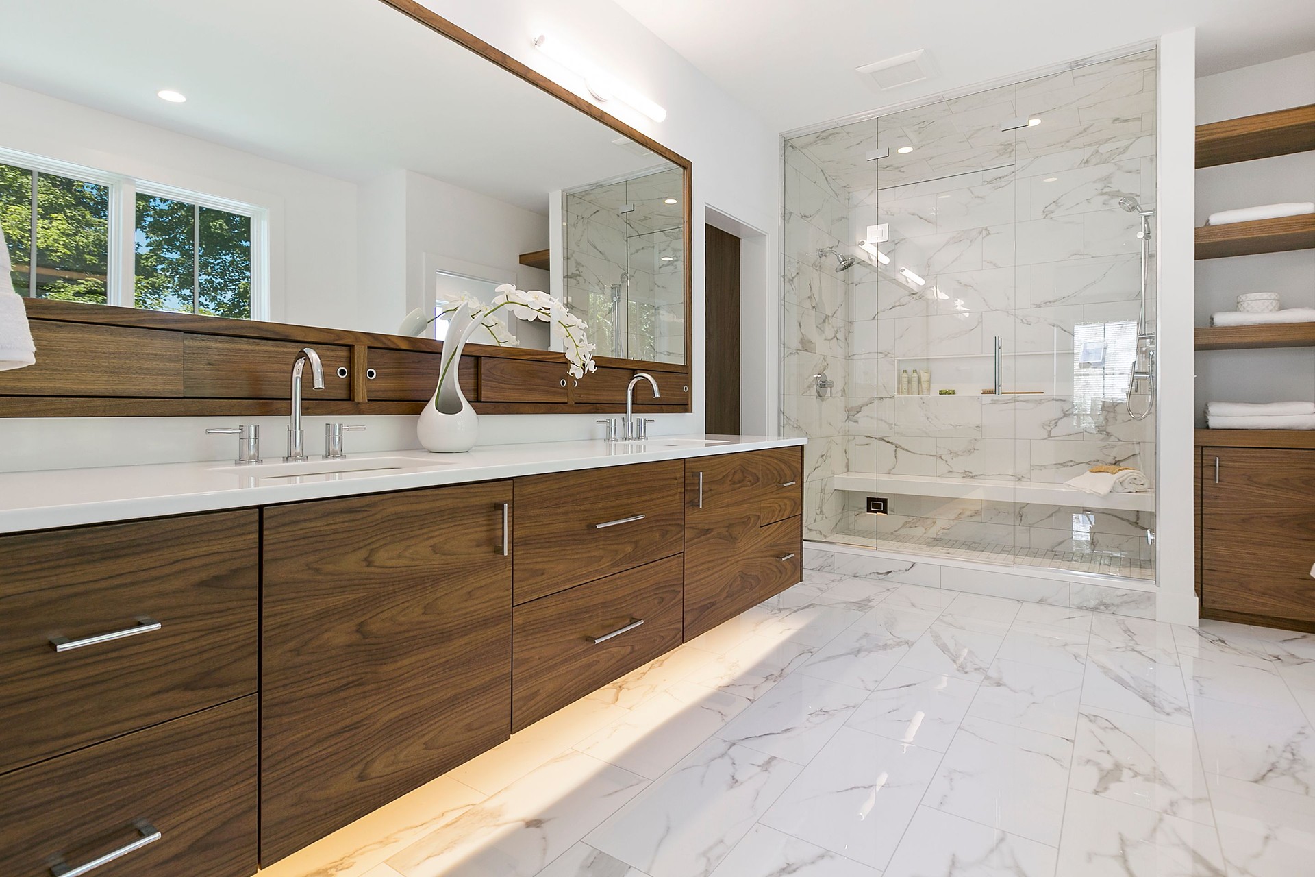 Gorgeous mid-century modern look to this new bathroom